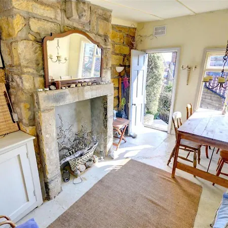 Holmlea Holiday home *